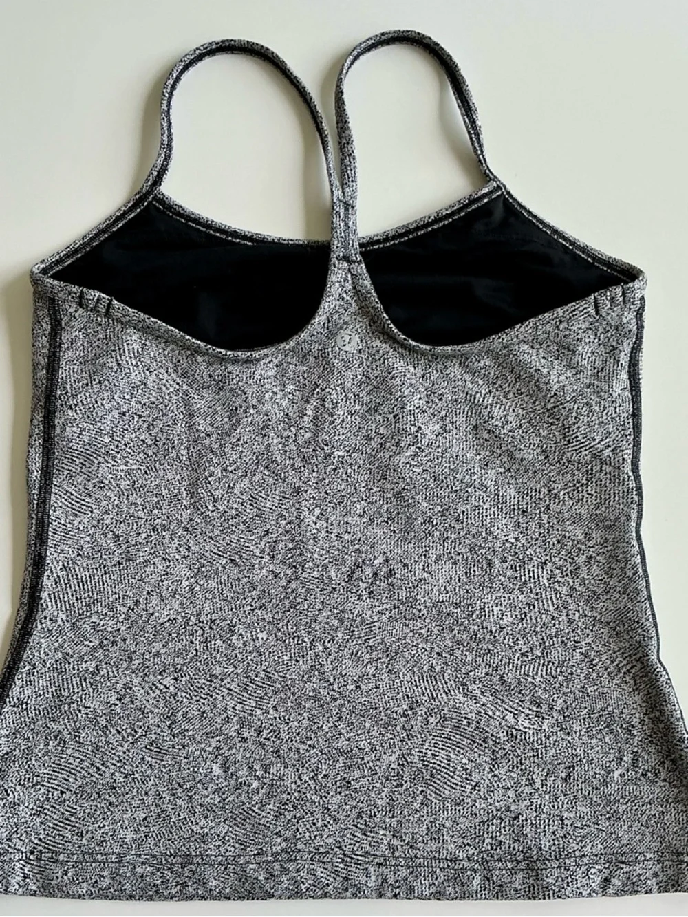 Lululemon Power Y Tank Sz 8 - Picture 4 of 6
